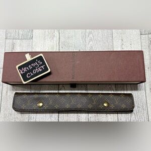 💯 Authentic Louis Vuitton Monogram Folding Travel Bracelet/Necklace Pouch